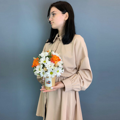 Стаканчик с хризантемой и розами N 66997