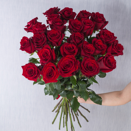 Букет из 25 Красных роз 60 см арт. 7305